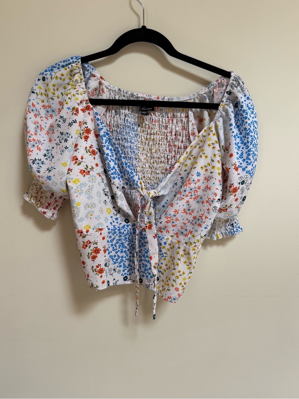 Rainbow White Floral Tie-Front Puff Sleeve Crop Top